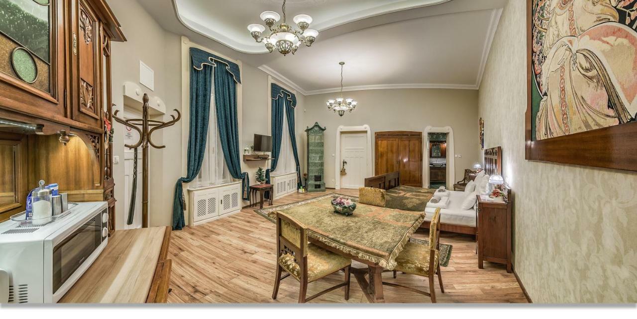 Art Nouveau דירה